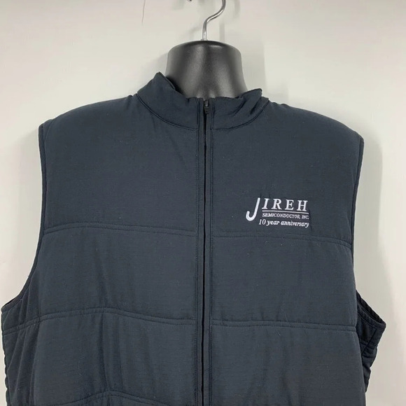 Travis Mathew Men's Cold‎ Bay TM1MW453 JIREH Branded Full Zip Quilted Vest SZ XL - Picture 4 of 14